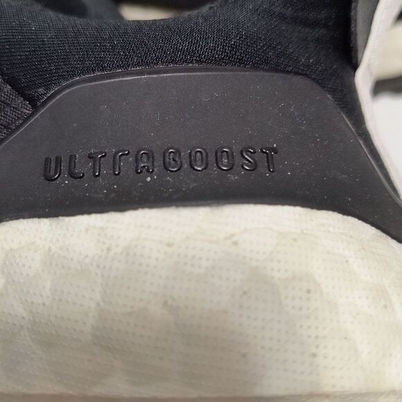 Adidas Ultra Boost Women's - Picture 4 of 8